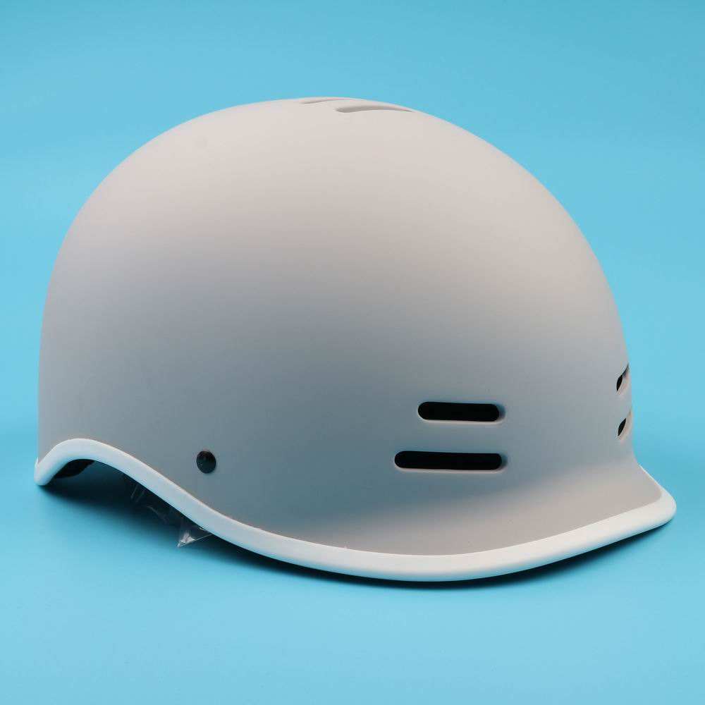 वयस्कों के लिए थोक सीई प्रमाणित वयस्क स्केटिंग हेलमेट स्केटबोर्ड सुरक्षा इलेक्ट्रिक स्कूटर स्केट बोर्ड हेलमेट